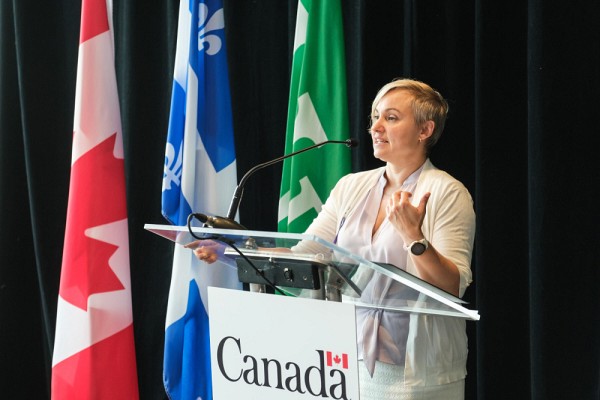 Pre M&eacute;lanie Couture