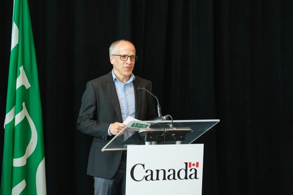 Pr Pierre Cossette, recteur de l'UdeS