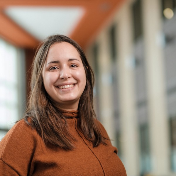 Sara Turcotte, doctorat en informatique quantique exp&eacute;rimentale