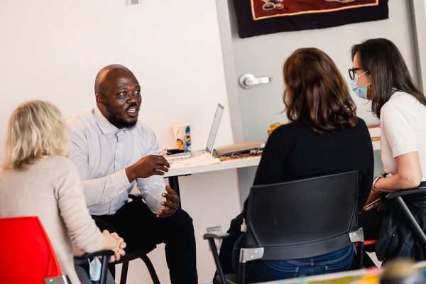 Le MPU propose une rencontre avec les v&eacute;ritables livres vivants que sont les &eacute;tudiantes et &eacute;tudiants internationaux pour mieux comprendre leurs codes et leurs cultures.