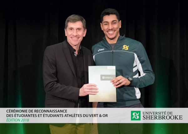 M. Ren&eacute; Roy, conseiller en communications du Vert et Or et M. Yassine Aber.