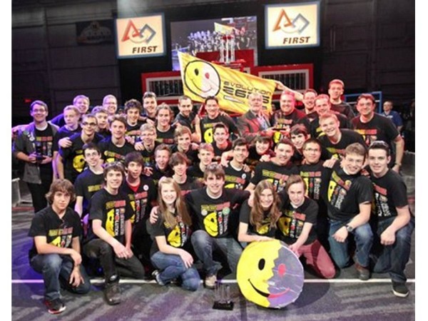 &Eacute;quipe First en compagnie de Pierre-Claude - 2013