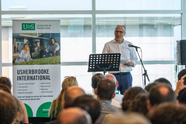 Pierre Cossette, recteur de l'Universit&eacute; de Sherbrooke, lors de l'ouverture des Rencontres Montpellier-Sherbrooke