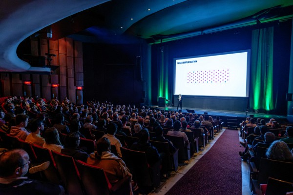 Lors de la conf&eacute;rence de la Pre Strickland au Centre culturel de l'UdeS le 11 janvier