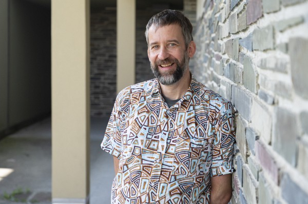 Le professeur Laurent Theis