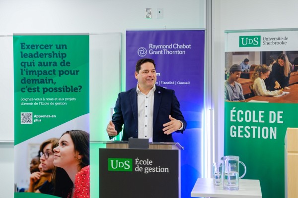 Sylvain Gilbert, associ&eacute; et vice-pr&eacute;sident, fiscalit&eacute;, Raymond Chabot Grant Thornton,&nbsp;dipl&ocirc;m&eacute; et donateur de l&rsquo;UdeS