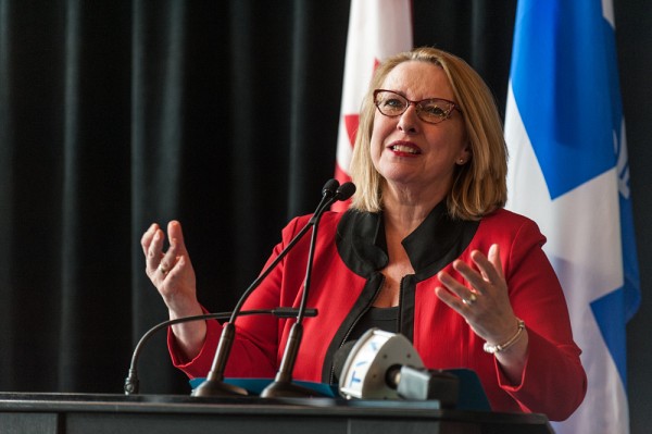 La ministre des Relations internationales et la Francophonie du gouvernement du Qu&eacute;bec, Mme Christine St-Pierre​