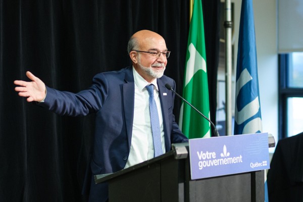 Le professeur&nbsp;Adel El Za&iuml;m, vice-recteur &agrave; la recherche de l'UQO