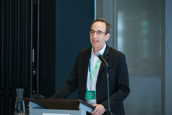 Pr Jean Proulx, doyen de la Facult&eacute; de g&eacute;nie