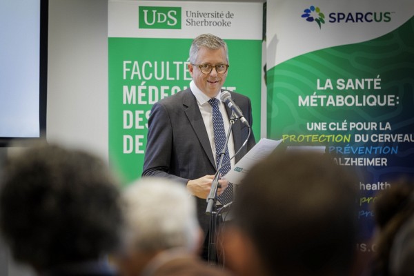 Pr Louis Valiquette, doyen de la FMSSPhoto : Mathieu Lanthier - UdeS