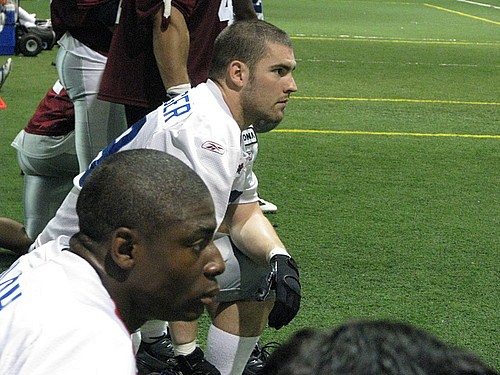 Sur les lignes de côté, Benoît Boulanger se fond dans la masse.