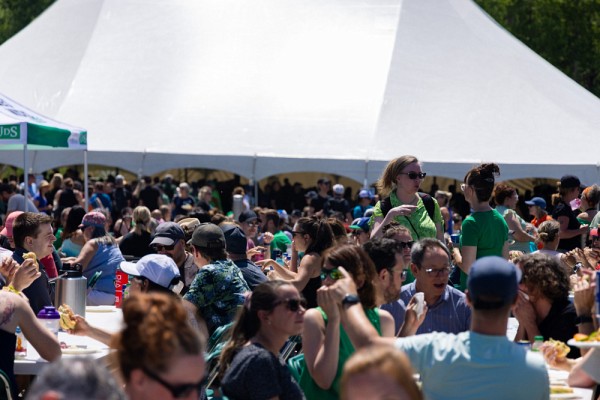 D&icirc;ner communautaire dans le cadre du Grand rassemblement des Journ&eacute;es du personnel