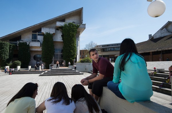 UCLouvain, en Belgique