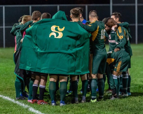 &Eacute;l&eacute;ments de fiert&eacute; de l'Universit&eacute; de Sherbrooke,&nbsp;les &eacute;quipes du Vert & Or partagent les valeurs de la qu&ecirc;te de l&rsquo;excellence, du d&eacute;passement de soi, de l&rsquo;engagement, de l&rsquo;&eacute;thique et du respect ainsi que de l&rsquo;innovation.&nbsp;