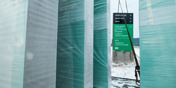 La majorit&eacute; des bases de b&eacute;ton existantes ont &eacute;t&eacute; mises &agrave; contribution pour supporter la nouvelle signalisation.