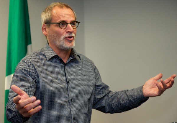 Professeur Alain Webster, vice-recteur au d&eacute;veloppement durable et aux relations gouvernementales et vice-recteur au Campus de Longueuil de l&rsquo;Universit&eacute; de Sherbrooke.
