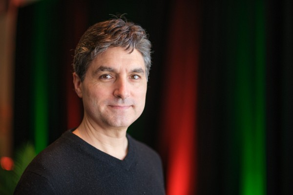 Le charg&eacute; de cours &agrave; forfait Thierry Pilote est fier de dire qu&rsquo;il cumule 25 ans de service &agrave; titre d&rsquo;enseignant pour l&rsquo;un des programmes de musique les plus novateurs au pays.