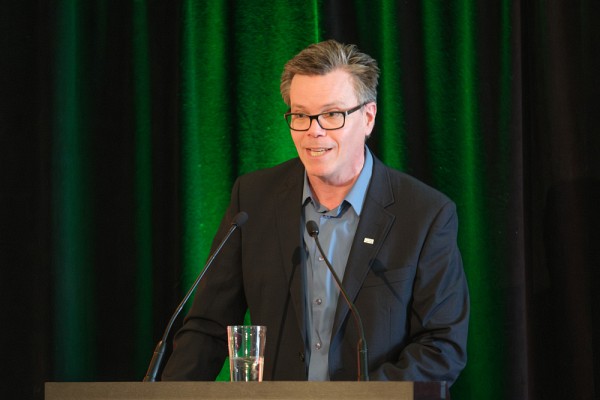 Professeur Patrik Doucet, vice-recteur aux ressources humaines