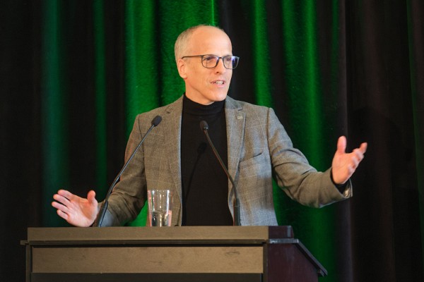 Professeur Pierre Cossette, recteur