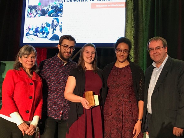 Les membres de Ruche Campus se sont aussi vu remettre un prix.