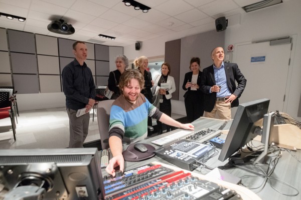 Des visites guid&eacute;es des installations &agrave; la fine pointe de la technologie se sont d&eacute;roul&eacute;es tout au long de la journ&eacute;e.