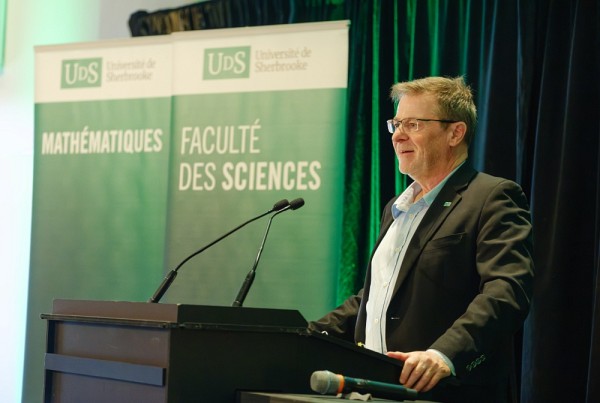 Pr Armand Soldera, doyen de la Facult&eacute; des sciences