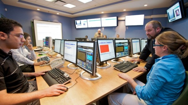 Le logiciel StockOverflow, un jeu de simulation de gestion de portefeuille, a &eacute;t&eacute; cr&eacute;&eacute; pour &ecirc;tre utilis&eacute; par les &eacute;tudiants de la ma&icirc;trise en finance de la Facult&eacute; d'administration.