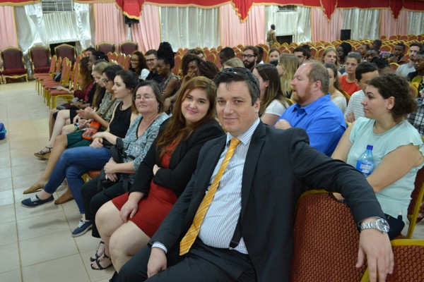 Les superviseurs de l'&eacute;quipe, Jonathan Kuntz et Vanessa Tanguay. 