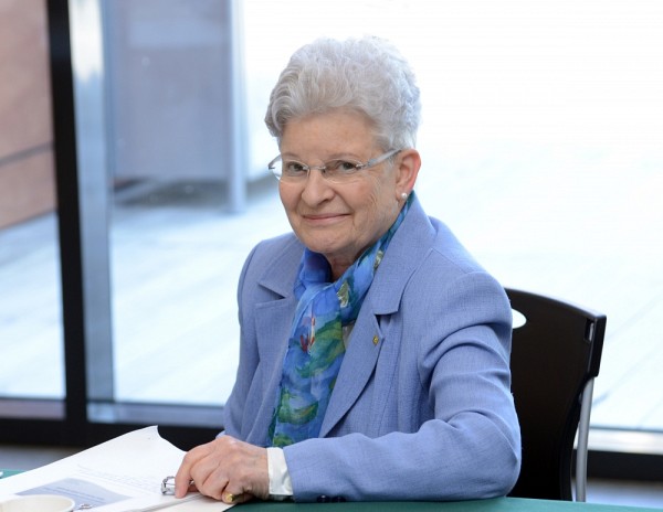 Suzanne Philips-Nootens