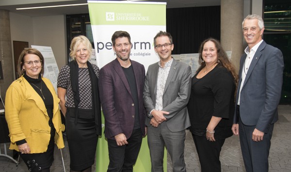 Julie Desjardins, vice-doyenne &agrave; la formation de la Facult&eacute; d&rsquo;&eacute;ducation, Christine Hudon, vice-rectrice aux &eacute;tudes de l&rsquo;Universit&eacute; de Sherbrooke, Shawn Young, PDG et cofondateur de Classcraft, Denis Deschamps, directeur des &eacute;tudes du C&eacute;gep de L&eacute;vis-Lauzon, Christelle Lison, professeure &agrave; Performa, Jules B&eacute;langer, directeur de Performa.