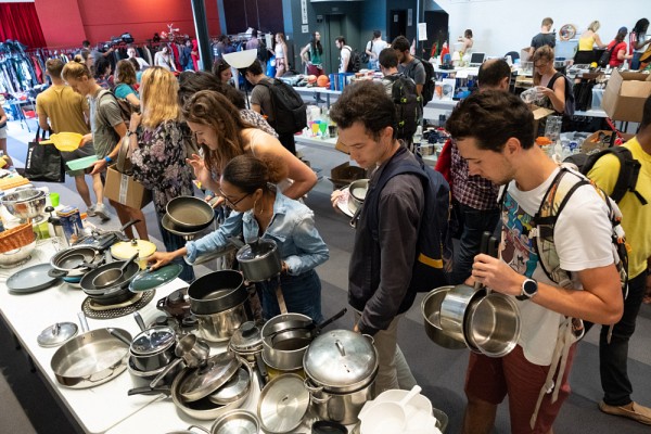 Le Bazar de la rentr&eacute;e permet de trouver des articles &agrave; co&ucirc;ts modiques.