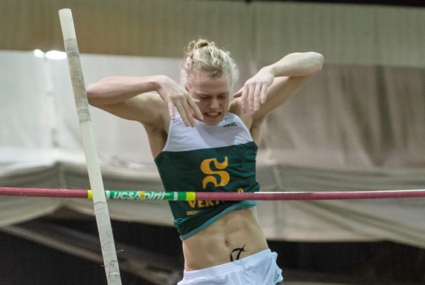 Le sauteur &agrave; la perche du Vert & Or, Maxime L&eacute;veill&eacute;.