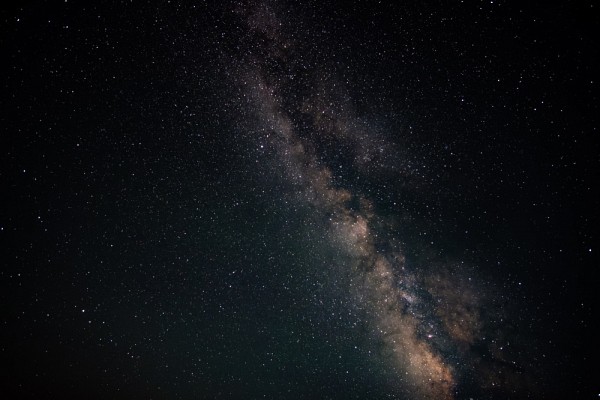 Un peu de quantique dans le big bang&hellip; une d&eacute;couverte a le potentiel de r&eacute;soudre un myst&egrave;re qui taraude les scientifiques depuis plus de 40&nbsp;ans : de quoi est faite la mati&egrave;re noire? (Janvier 2025)