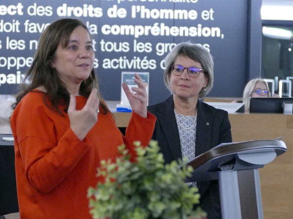 Nathalie V&eacute;zina et &Eacute;liane-Marie Gaulin