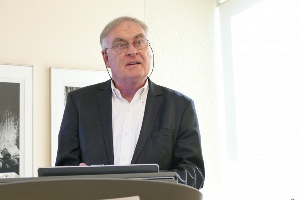 Pr Daniel Mockle, professeur associ&eacute; &agrave; la Facult&eacute; de droit et de science politique de l&rsquo;UQ&Agrave;M.