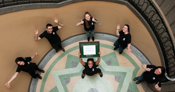 Ruche Campus s'est vu d&eacute;cerner le prix D&eacute;veloppement durable.