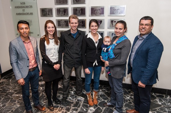 Quelques-uns des boursiers des organismes subventionnaires &eacute;taient pr&eacute;sents pour l'occasion.