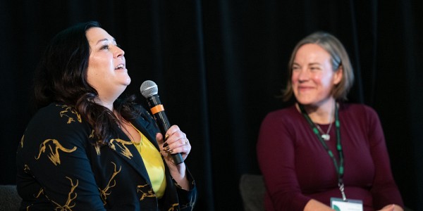 La professeure Heather Igloliorte, Universit&eacute; de Victoria