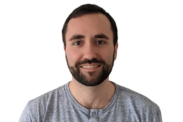 Nathan Painchaud a r&eacute;alis&eacute; sa th&egrave;se sous la direction du professeur Pierre-Marc Jodoin, du D&eacute;partement d&rsquo;informatique de la Facult&eacute; des sciences, du professeur Olivier Bernard de l&rsquo;INSA Lyon et du professeur Nicolas Duchateau de l&rsquo;Universit&eacute; Lyon 1. Il est laur&eacute;at du Prix de la meilleure th&egrave;se de doctorat dans la cat&eacute;gorie M&eacute;decine et sciences de la sant&eacute; pour sa th&egrave;se intitul&eacute;e Apprentissage profond de vari&eacute;t&eacute;s pour une meilleure caract&eacute;risation de l&rsquo;hypertension art&eacute;rielle en imagerie &eacute;chocardiographique.