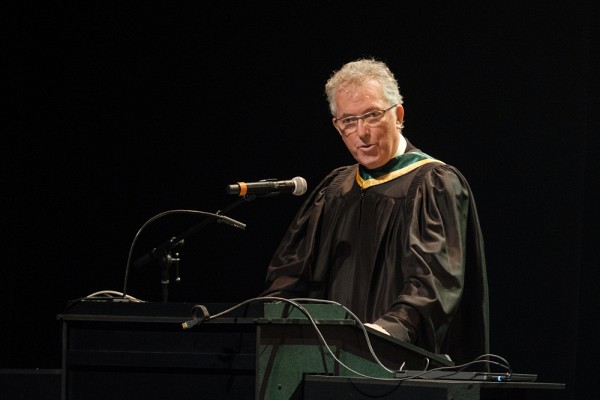 L'&eacute;loge a &eacute;t&eacute; prononc&eacute; par Richard Fournier, directeur du D&eacute;partement de g&eacute;omatique de la Facult&eacute; des lettres et sciences humaines.