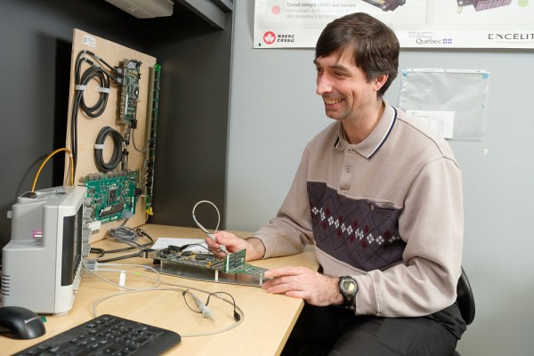 Depuis longtemps, l'interdisciplinarit&eacute; fait partie int&eacute;grante du quotidien du Pr Marc-Andr&eacute; T&eacute;trault.
