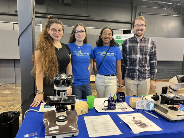 Les membres de Parlons sciences Sherbrooke, &agrave; l'occasion de l'exposition Zoom de sciences.