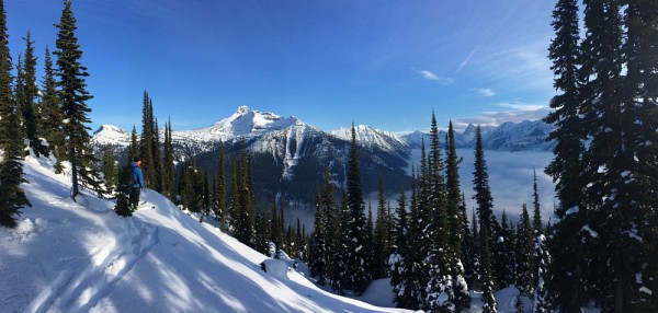 La sc&egrave;ne d'un des sites principaux du professeur Langlois, le col Rogers
