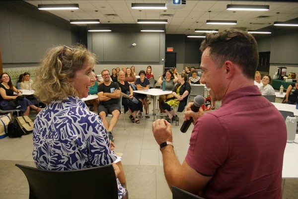 Pascale Cusson, r&eacute;alisatrice de la s&eacute;rie, et Jean-Philippe Ayotte-Beaudet, titulaire de la CR&Eacute;PA
