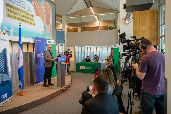 Le Pr Pierre Cossette, recteur de l'Universit&eacute; de SherbrookePhoto : Michel Caron - UdeS