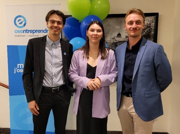 Emballages Pickpack : Vincent Tr&eacute;panier, Jade Tr&eacute;panier, Thomas Thivierge