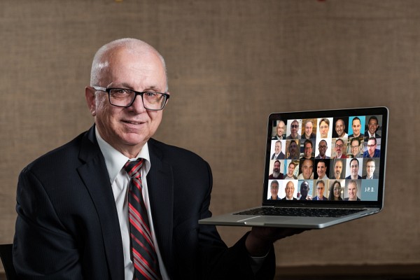 Richard Fontaine, directeur du CeFTI, et son &eacute;quipe