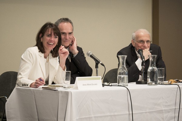 La professeure Anne-Marie Savard, le Dr&nbsp;Martin Tremblay, ancien pr&eacute;sident du CA de la Fondation des maladies mentales, et le professeur Robert P.&nbsp;Kouri.