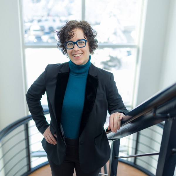 Isabelle L&eacute;tourneau est professeure en management et gestion des ressources humaines et membre du Centre Lemaire en gestion responsable.