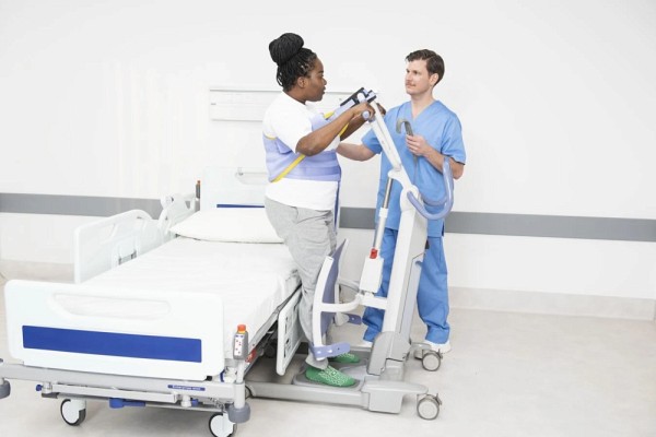 Appareil de type l&egrave;ve-personne commercialis&eacute; par Arjo.